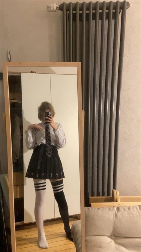 Yes : r/teenfemboy .